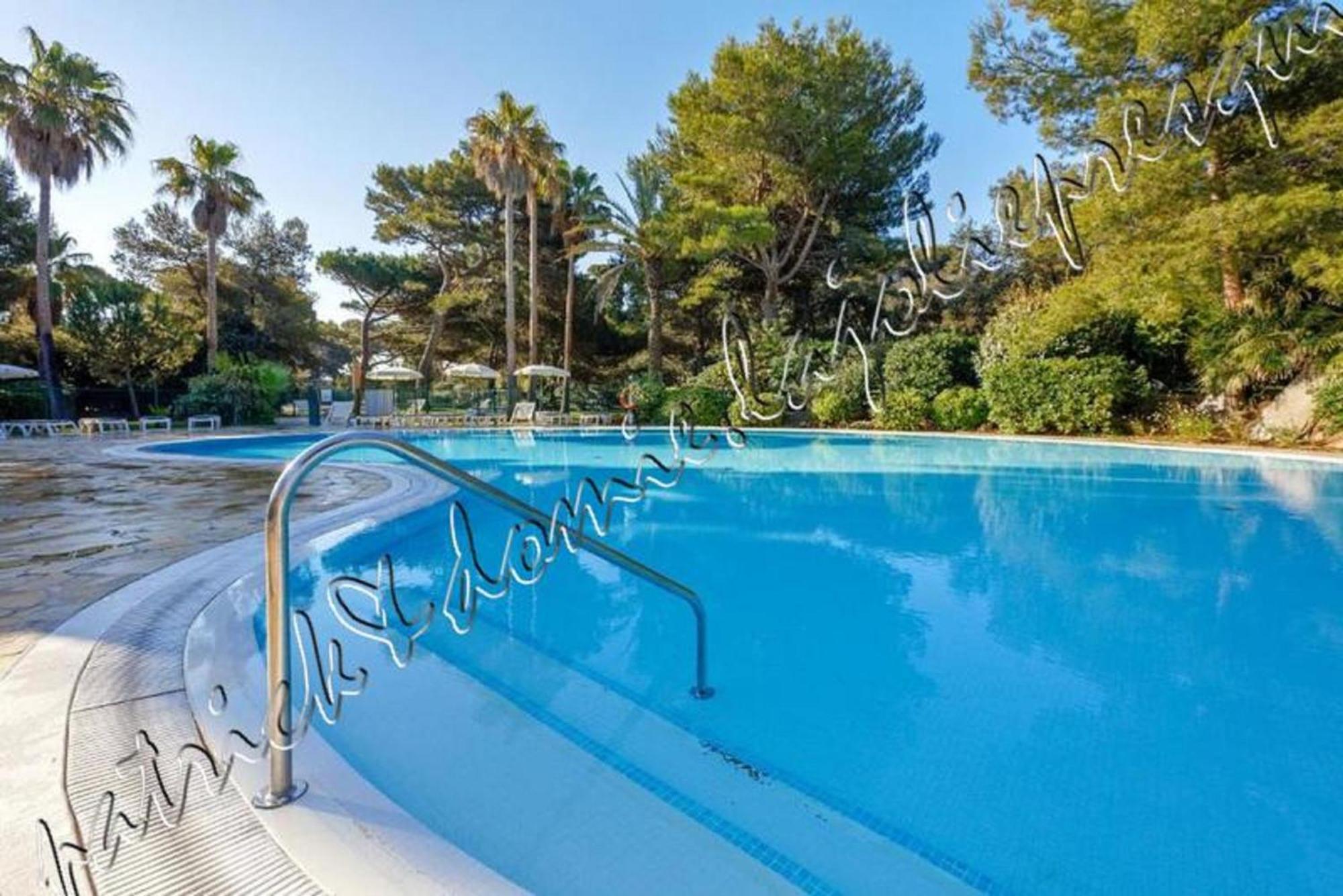 Magnifique Parc De La Presqu'Ile Avec Piscine Et Plage Face A Porquerolles ! Hyères Eksteriør bilde