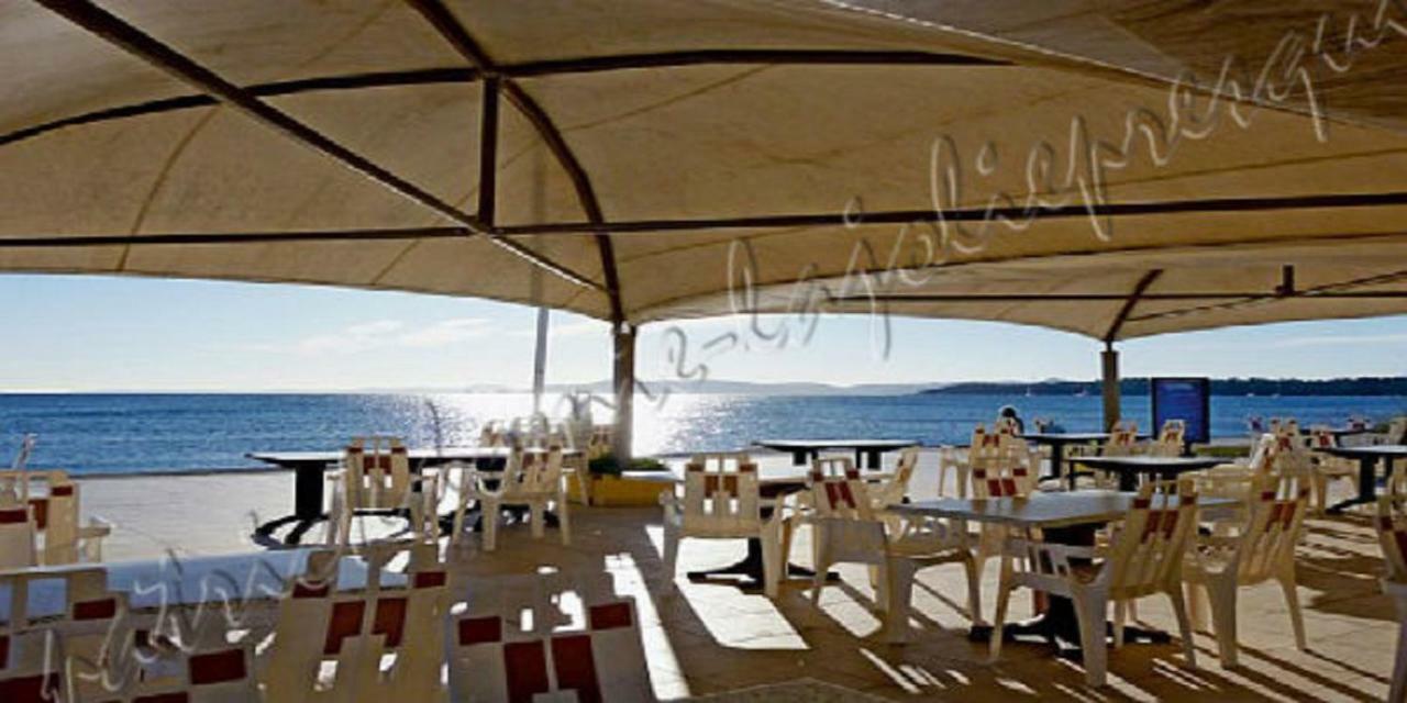Magnifique Parc De La Presqu'Ile Avec Piscine Et Plage Face A Porquerolles ! Hyères Eksteriør bilde