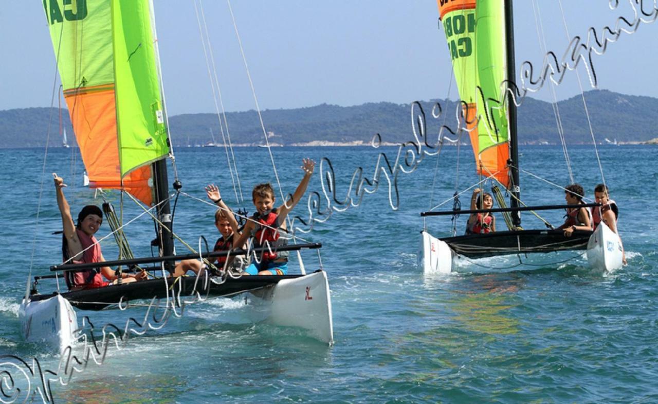 Magnifique Parc De La Presqu'Ile Avec Piscine Et Plage Face A Porquerolles ! Hyères Eksteriør bilde
